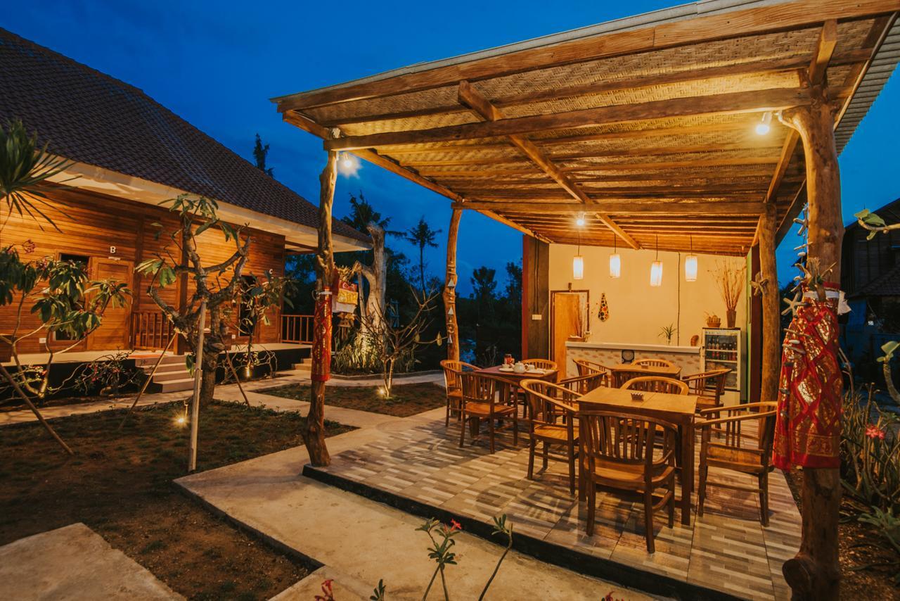 Devadav Hostel  Nusa Lembongan  Bagian luar foto